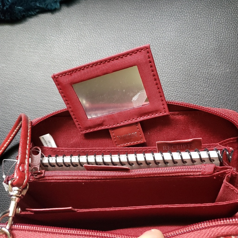 Purse - Picture 4 of 7
